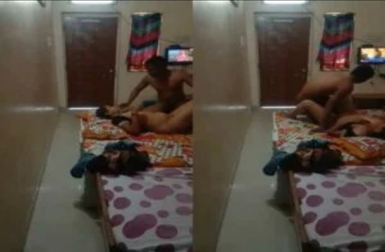 Mature Bhabhi Illicit Sex With Lover In Hotel Room